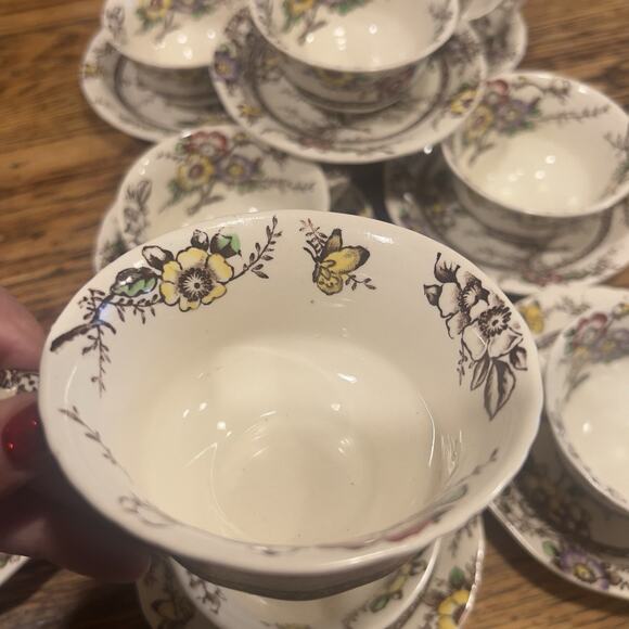 8 sets - 16 Pc - Alfred Meakin Medway dark brown Floral Cups & Saucers BUTTERFLY - Picture 6 of 16